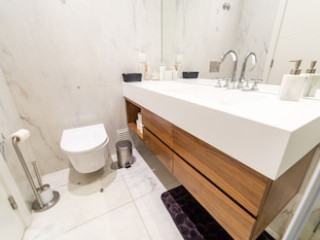 INDUSTRIAL LISBON APARTMENT - ADULTS ONLY