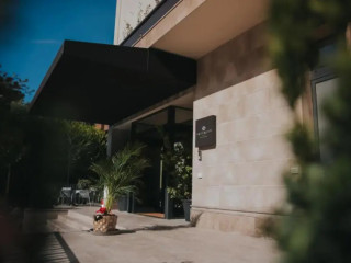 Infinity Hotel & More