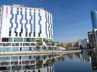 Intercity Hotel Al Jaddaf Waterfront