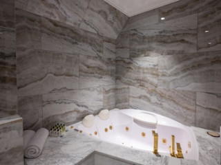 INTERCONTINENTAL BAKU