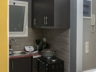 INTIMATE CLASSY STUDIO IN ATHENS