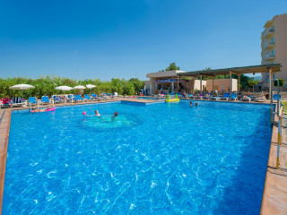 Invisa Hotel Es Pla