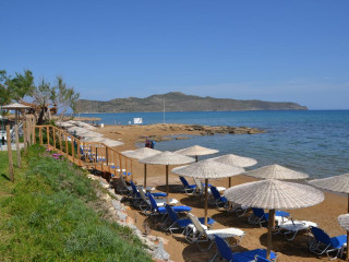 IOLIDA BEACH HOTEL