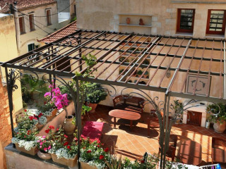 Ionas Boutique Hotel
