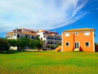 Ionian Suites by Bruskos (Agios Georgios Argyrades)