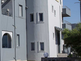 IRENE BEACH APARTMENTS