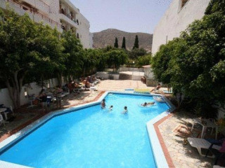 Iro Hotel 