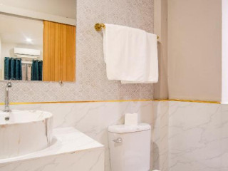 Isara Boutique Hotel and Cafe