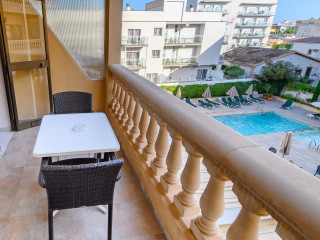 Isla del Sol Apartments