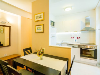 Ivana's Central Suites