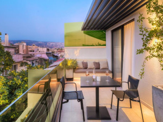 Ivis 4 Boutique Hotel