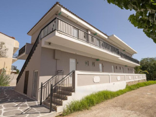 Iviskos – Adults Only