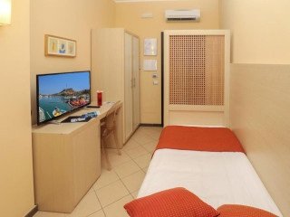 Janus Hotel