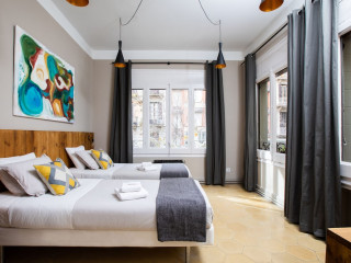 Jardinets Guest House