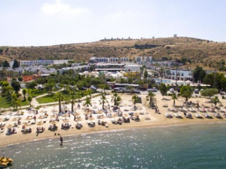 JASMIN BEACH HOTEL