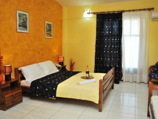 Jenny Hotel