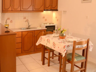 Jenny's Apartments