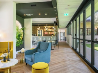 TOGETHER FLORENCE INN