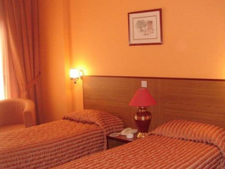 BEST WESTERN PLUS BRISTON HOTEL