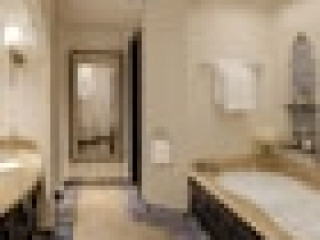 Maradiva Villas Resort & Spa