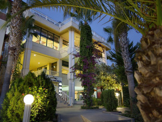 THE RETREAT PALM DUBAI