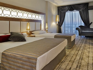 JUSTINIANO DELUXE RESORT