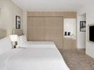 JW Marriott Hotel Marina