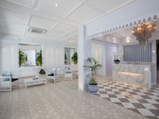 K MAISON BOUTIQUE (SHA)