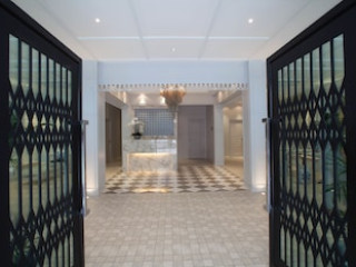 K MAISON BOUTIQUE (SHA)