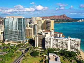 Ka Laʻi Waikiki Beach, LXR Hotels & Resorts