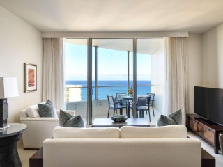 Ka Laʻi Waikiki Beach, LXR Hotels & Resorts