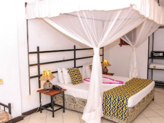 KAHAMA HOTEL MOMBASA