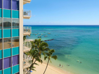 Kaimana Beach Hotel