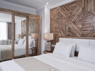 Kairaba Mythos Palace