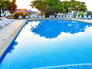 Ivy Cyrene Island Aqua Park Resort (ex Cyrene Island Hotel)