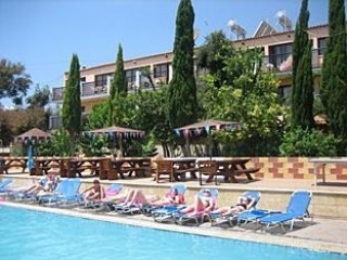 Kalypso Hotel Apts