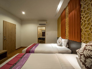 Kamala Beachfront Apartment