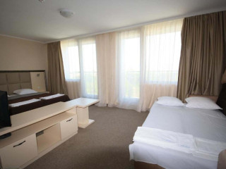 GRAND HOTEL CARAIMAN