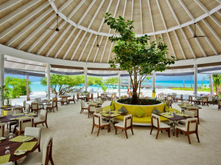 Kandima Maldives Hotel