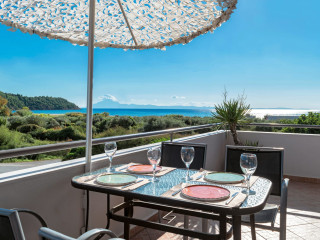 Kapahi Sea View Apartments & Suites