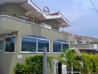 Kapahi Sea View Hotel Apartments (ex.Villa KpH)