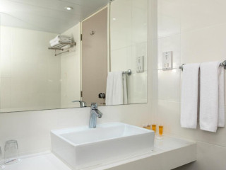 Kapetanios Bay Hotel Protaras