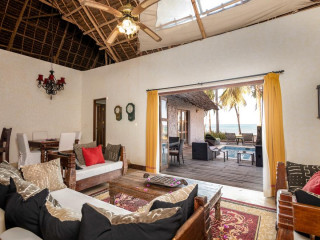 KARAFUU BEACH RESORT & SPA