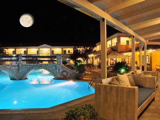 AMC Royal Hotel & Spa