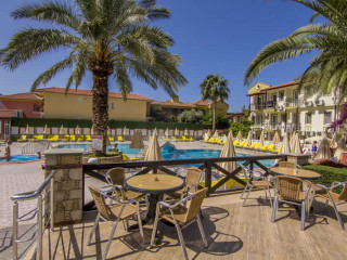 Hotel HERA