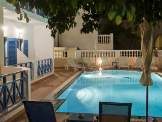 Karidis Hotel