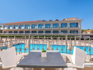 Karras Grande Resort