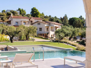 Kastri Elia Suites