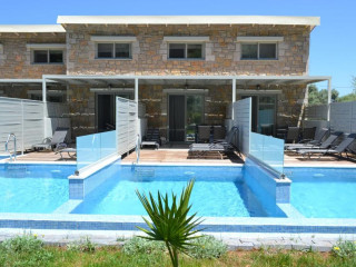 Kastro Maisonettes With Private Pool