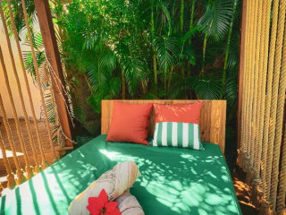 Kawan Bay Suites
